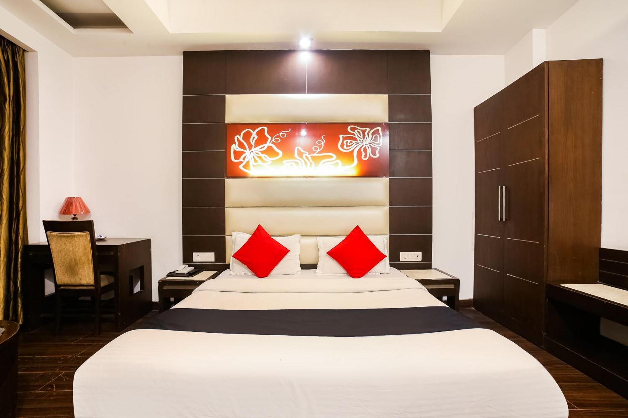Hotel Livasa Inn Near BLK Hospital Delhi  Zimmer foto